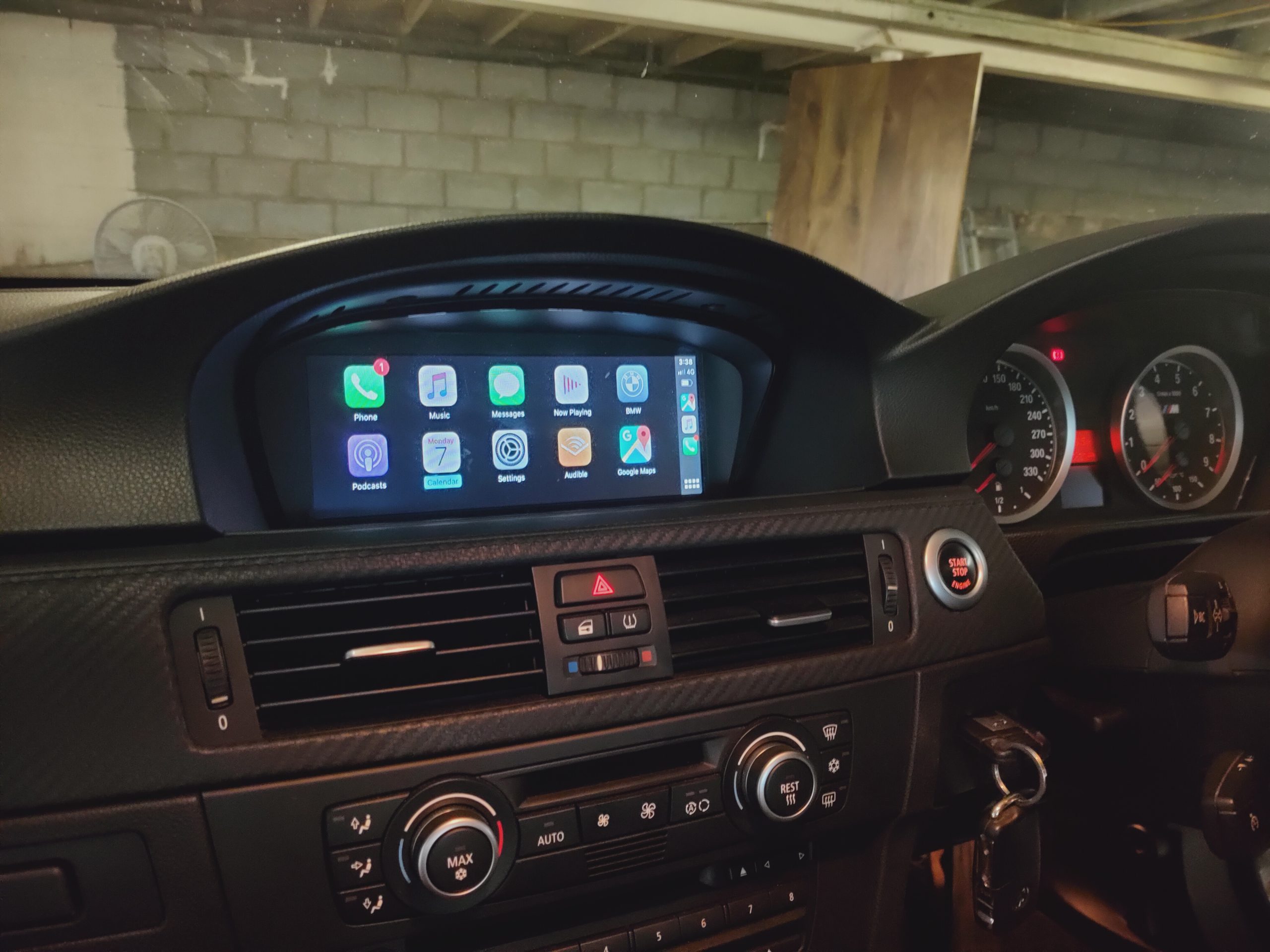 BMW-2: CCC iDrive 8.8" widesreen - OEM upgrade with Wireless Apple CarPlay and Android Auto