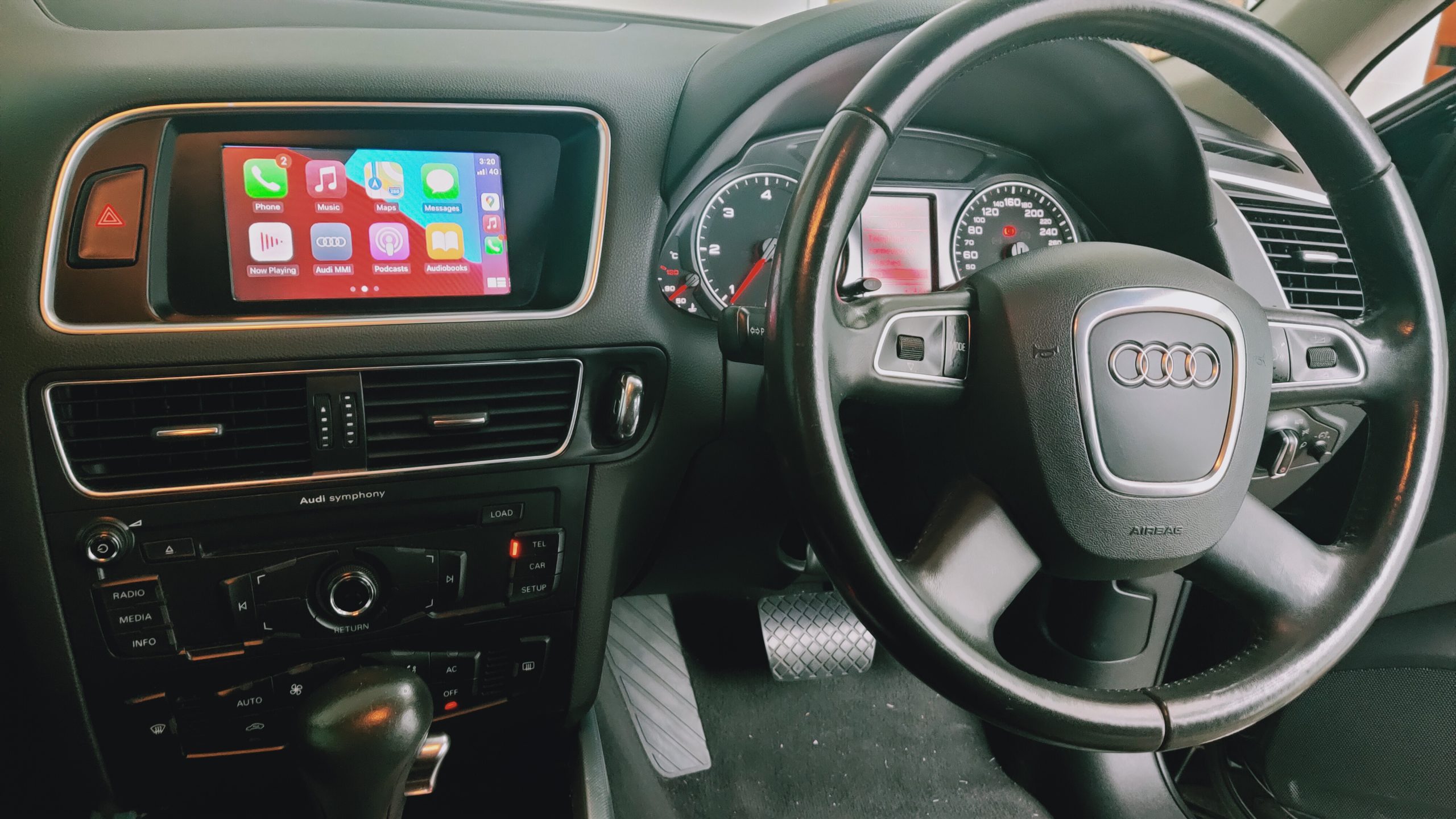 Audi Q5 Symphony Android Auto and wireless Apple CarPlay