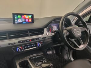 Audi Q7 Apple CarPlay upgrade