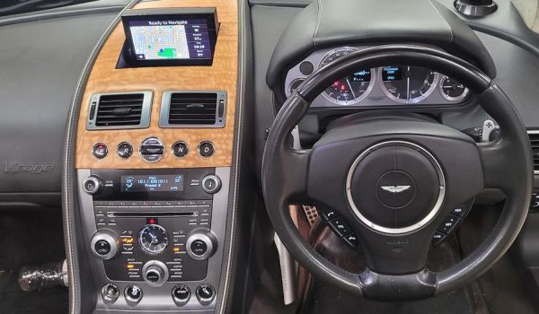 Aston Martin Virage_AMi v2 ΓÇô Garmin Navigation (2012 ΓÇô 2015)_1