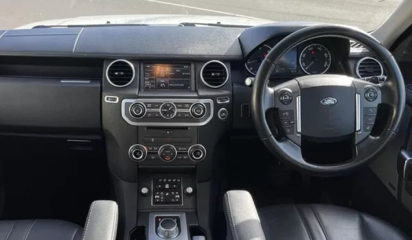 Land Rover and Range Rover Discovery 4_Series 4 ΓÇô Bosch 8 screen (2014 ΓÇô 2016)_4